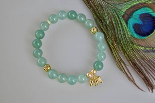 Green aventurine beaded bracelet