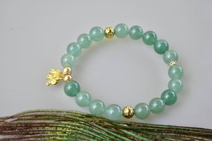 Green aventurine beaded bracelet